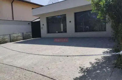 Linda casa para locação coml, ch sto antônio, com 2 salões, com 1 copa, 5 banh, 4 vagas,  quintal