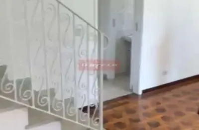 Otimo sobrado de esquina com 3 dorm, sala ampla, coz, 2 wcs, 1 vaga. oportunidade