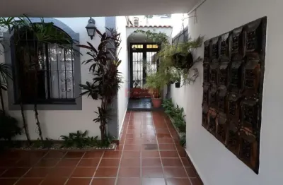 Lindo sobrado p venda com 150m², 3 dorm, 3 suites, sala, coz, armarios, edicula. oportunidade