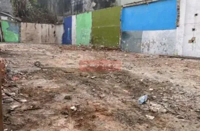 Terreno a venda no jd sao luiz , com 304 m²  próximo o feirão, mercados, grupo escolar, bancos...