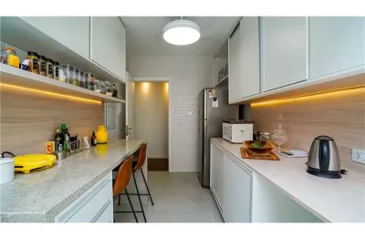Apartamento à venda no bairro petrópolis - porto alegre/rs