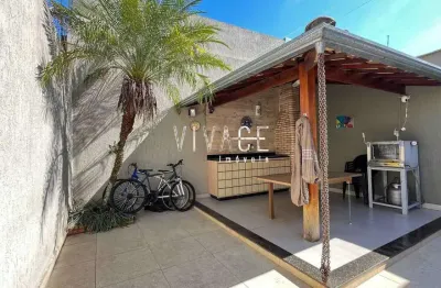 Casa com 3 quartos à venda na Rua Eduardo Cerqueira, 92, Santa Amélia, Belo Horizonte por R$ 930.000