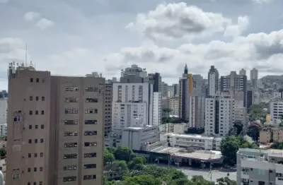 COBERTURA LUXO - Abaixo do valor de mercado - Para morar ou investimento