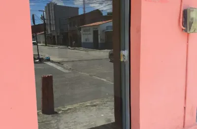 Ponto comercial com 1 sala para alugar na Rua Arruda Câmara, 149, Vila Peri, Fortaleza
