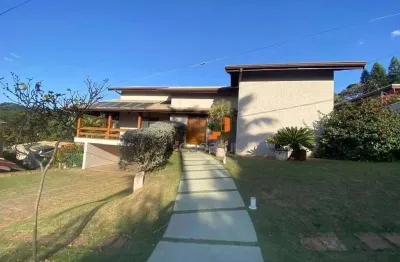 Casa com 4 dormitórios à venda, 495 m² por R$ 3.490.000,00 - Condomínio Ipê Velho - Vinhedo/SP