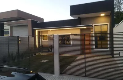 Casa com 3 quartos à venda na Rua Pau-brasil, 4098, Eucaliptos, Fazenda Rio Grande por R$ 450.000