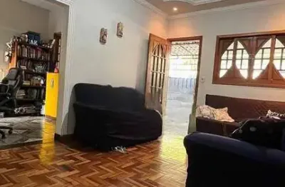 Casa com 3 quartos à venda na Rua Hélio Pellegrino, São João Batista, Belo Horizonte
