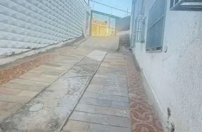 Casa para Locação em São Paulo, Chácara Mafalda, 6 dormitórios, 1 banheiro