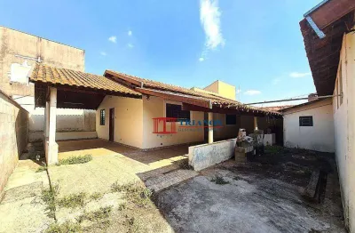 Casa no Bairro Irmãos Camolesi, região do Bairro Piracicamirim