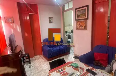 Casa de rua : Linear / Residencial / Olaria 2 QUARTOS junto ao Prezunic