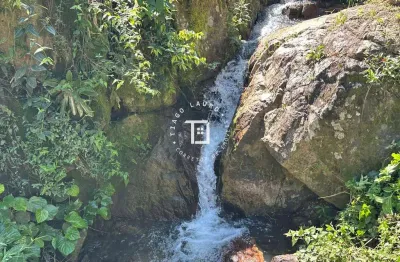 Terreno à venda no Santa Cruz da Figueira, Águas Mornas 
