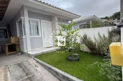 Oportunidade Abaixo do Mercado Casa Geminada No Vale Verde Em Palhoça-SC.