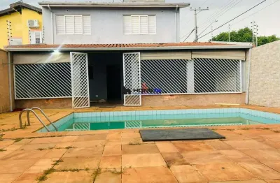 Casa para aluguel, 3 quartos, 1 suíte, 2 vagas, Jardim das Estações (Vila Xavier) - Araraquara/SP