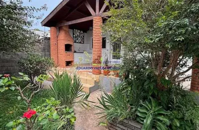 Casa com 4 quartos à venda no Jardim São Pedro, Americana 