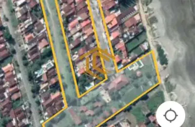 Terreno à venda na Avenida Presidente Kennedy, 11581, Balneário Pigalle, Itanhaém