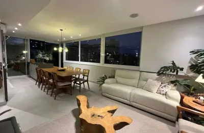 Cobertura Duplex Mobiliada em Vila Ipojuca – 185 m², 3 Suítes, 3 Vagas
