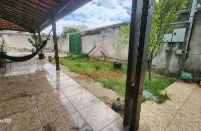 Imóvel para venda, posui 200 m², com 03 quartos, no bairro Lago Azul - 1ª Seção - Ibirité - MG