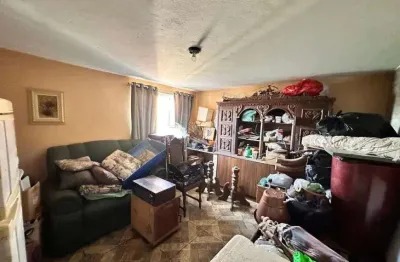 Imóvel para venda, possui HABITE-SE e 300 m², aprox., com 03 quartos, bairro Alvorada Ibirite-MG.