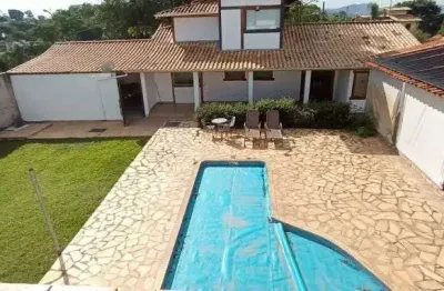 Imóvel para e venda possui 300 m², com 06 quartos, cond. quintas da lagoa-Sarzedo-MG