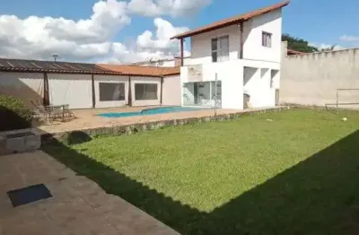 Imóvel para e venda possui 300 m², com 06 quartos, cond. quintas da lagoa-Sarzedo-MG