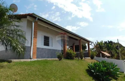 Chácara com Acesso Rápido à Rodovia Castelo Branco na cidade de Mairinque.