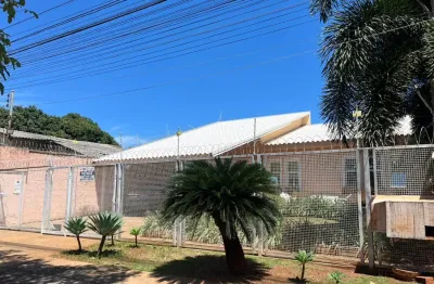 Casa Espetacular com Piscina Aquecida, Salão de Festas e 5 Quartos em Bairro Tradicional da Cidade