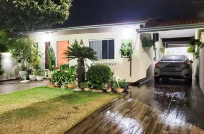 Casa para Venda em Goiânia, Setor Empresarial, 3 dormitórios, 1 suíte, 2 banheiros, 3 vagas