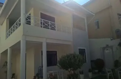 Casa com 3 dormitórios à venda, 190 m² por R$ 840.000,00 - Centro - Lauro de Freitas/BA