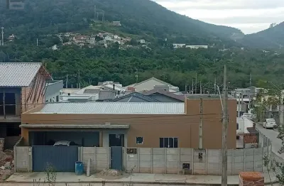 Casa com 2 quartos à venda na delfínio, 222, bela vista, palhoça por r$ 700.000