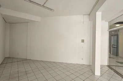 Sala comercial para alugar na avenida dos lagos, 41, pedra branca, palhoça por r$ 1.100