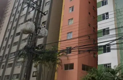 Apartamento de 1 quarto (não é estúdio) bem ventilado, semi mobiliado