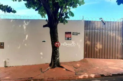 Casa com 1 quarto à venda na Rua Aparecido Antônio da Silva, 40, Jardim Roma, Londrina, 60 m2 por R$ 300.000