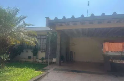 Casa com 3 dormitórios à venda, 170 m² por R$ 680.000,00 - Jardim Monções - Londrina/PR