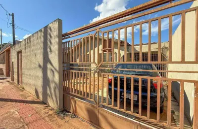 Casa com 3 dormitórios à venda, 150 m² por R$ 400.000,00 - Newton Guimarães - Londrina/PR