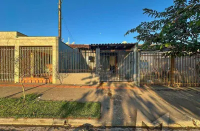 Casa com 3 dormitórios à venda, 69 m² por R$ 350.000,00 - Jardim Pequena Londres - Londrina/PR