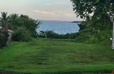 Terreno em condomínio fechado à venda na Rua Represa de Capivara, Ilha do Sol, Sertaneja por R$ 1.150.000