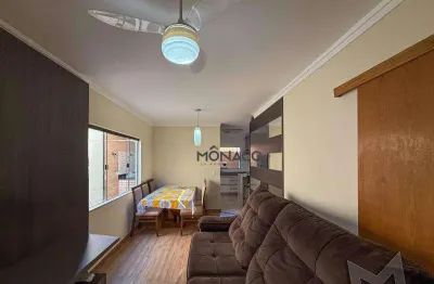 Casa em condominio, 3 dormitórios à venda, 148 m² por R$ 640.000