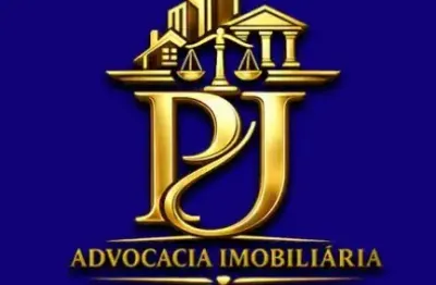 Apartamento com 2 quartos e ampla dependência de empregada.