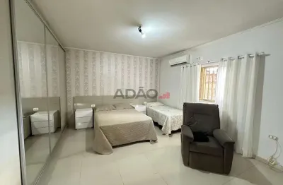 Casa com 2 quartos à venda na Praça José Lobo, 294 AC Bela Vista de Goiás, Centro, Bela Vista de Goiás, 2500 m2 por R$ 1.253.000