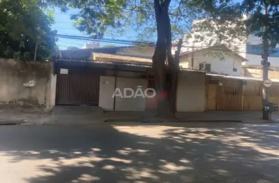 Casa com 7 quartos à venda na Rua 233, Setor Leste Universitário, Goiânia