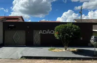 Casa com 4 quartos à venda na Rua 215, 00, Conjunto Sol Dourado, Trindade