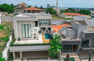 Sobrado Triplex  de Altíssimo Padrão - Setor Gentil Meireles