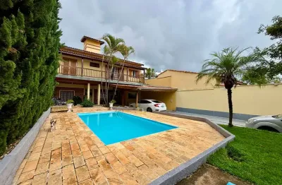 Casa com 4 quartos para alugar na Rua João Serbino, 100, Alvinópolis, Atibaia