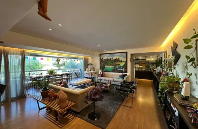 MC - Oportunidade de residir em um clássico da Pernambuco Construtora no bairro dos Aflitos!