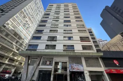 Apartamento 3 dormitórios para locação no Centro de Curitiba