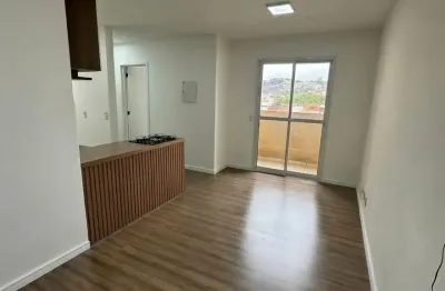 Apartamento reformado, 2 Quartos, 1 banheiro, 1 vaga, 48m² - R$ 260.000
