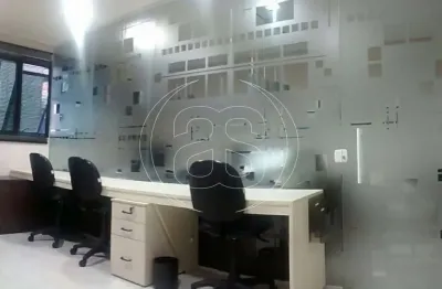 Sala comercial com 1 sala para alugar na Rua Araguari, 817, Moema, São Paulo