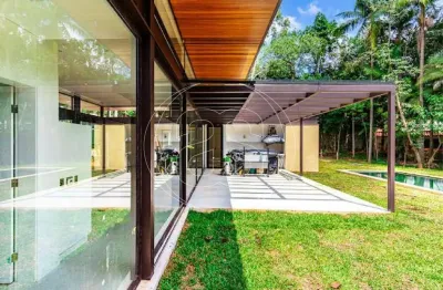 Casa térrea de condomínio à venda com 5 suítes tendo 3.293 m² privativos na chácara flora - sp