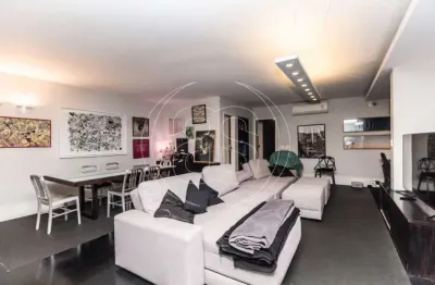 Apto clube! próximo a vila nova conceição! reformado e lindo!!