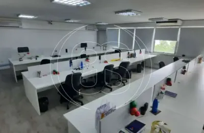 Prédio para alugar na Avenida Pedroso de Morais, 433, Pinheiros, São Paulo